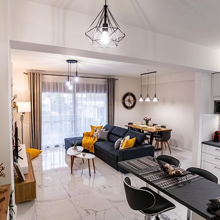 Euphoria Apartment Каламата Экстерьер фото